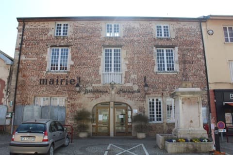 Couvreur Saint-Trivier-de-Courtes